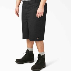 Men's Loose Fit Dickies 13 Inch Multi Pocket Work Short
